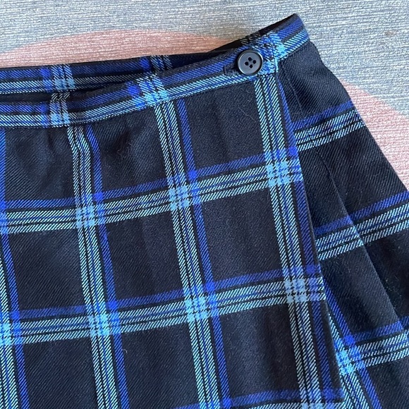 (2) Vintage Calvin Klein Pure Wool High Rise Plaid School Girl Skirt - Picture 4 of 14